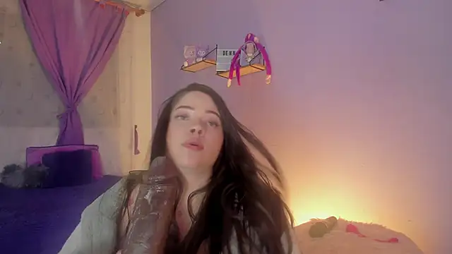 dennisbonnet  online show from 18, 9, 2025