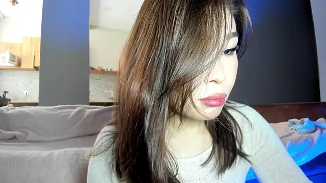 Yukisans online show from 28, 2, 2025