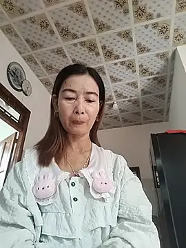 Sexy-ladyboobs20 online show from 1, 6, 2026