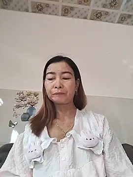 Sexy-ladyboobs20 online show from 2, 6, 2026