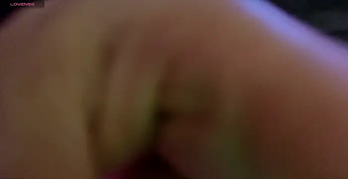 cristal hilton 10 online show from 8, 2, 2026