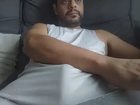 HornyBeachBoyBR online show from 22, 9, 2025