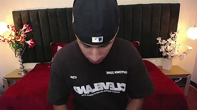 Snapshot of soft_attraction chatting on 25, 2, 2026 soft attraction online show from 25, 2, 2026