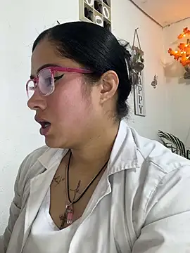 Snapshot of Sweet__Nurse1 chatting on 5, 3, 2026 Sweet Nurse1 online show from 5, 3, 2026