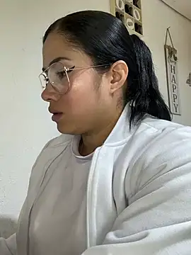 Snapshot of Sweet__Nurse1 chatting on 6, 5, 2026 Sweet Nurse1 online show from 6, 5, 2026