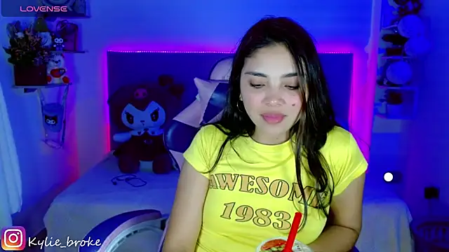 Kylie brokee online show from 31, 12, 2024