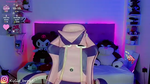 Kylie brokee online show from 30, 1, 2025