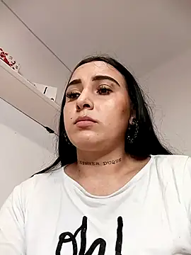 Juanamd1 online show from 8, 3, 2025