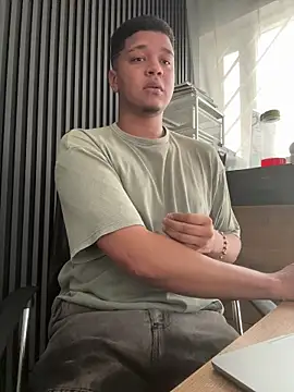 Noahh  W online show from 11, 11, 2025