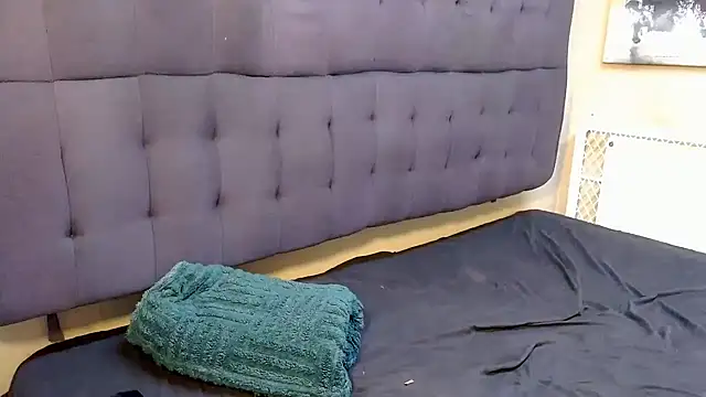 SpicyQueenxxxx online show from 21, 12, 2025