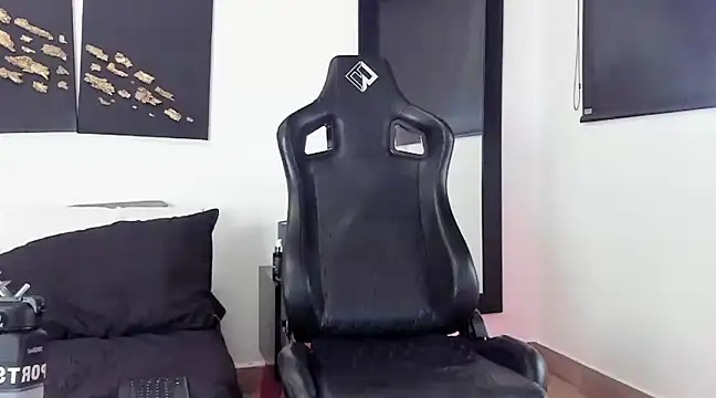 Snapshot of Dereck_vega chatting on 8, 2, 2025 Dereck vega online show from 8, 2, 2025