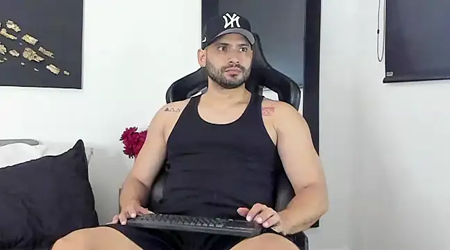 Snapshot of Dereck_vega chatting on 12, 2, 2025 Dereck vega online show from 12, 2, 2025