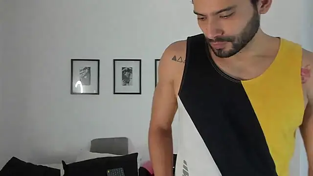 Snapshot of Dereck_vega chatting on 26, 9, 2025 Dereck vega online show from 26, 9, 2025