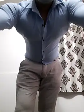 Snapshot of Guyinshortss chatting on 20, 2, 2026 Guyinshortss online show from 20, 2, 2026