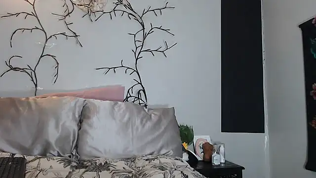 Snapshot of FRUITOFEDEN01 chatting on 23, 1, 2025 FRUITOFEDEN01 online show from 23, 1, 2025