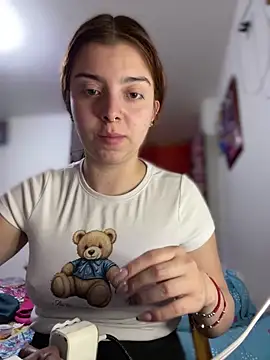 Cloew Marz online show from 1, 10, 2025