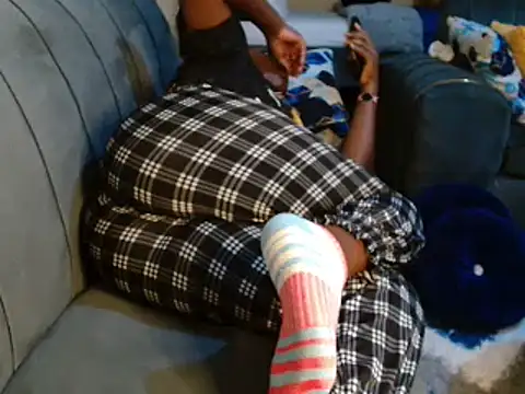 leslysexygirl online show from 22, 3, 2025