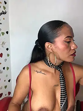 AdelaHaneix online show from 26, 10, 2025