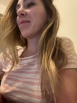 RaquelleDevon online show from 27, 1, 2025