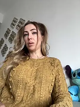 RaquelleDevon online show from 5, 2, 2025