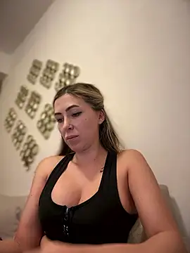 RaquelleDevon online show from 7, 1, 2026