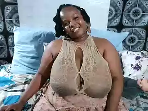 Candiyliciousxx online show from 19, 5, 2026