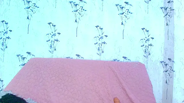 Mia candy 0 online show from 27, 2, 2025