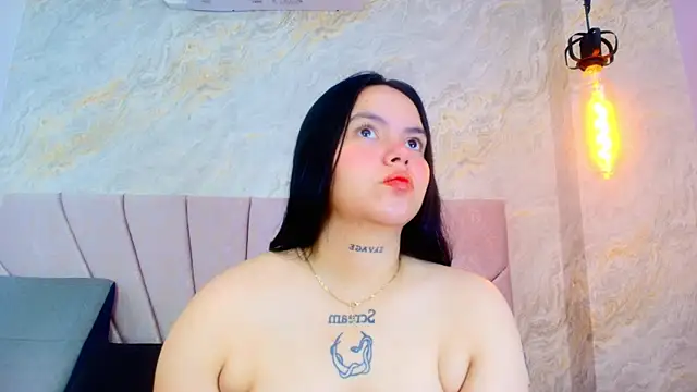 Snapshot of Mia_candy_0 chatting on 26, 6, 2026 Mia candy 0 online show from 26, 6, 2026