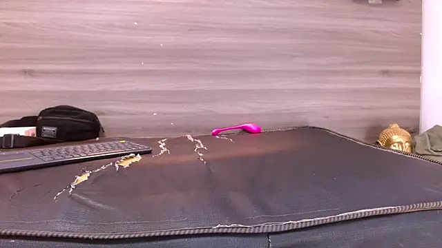 Cutie Shy  online show from 11, 3, 2025