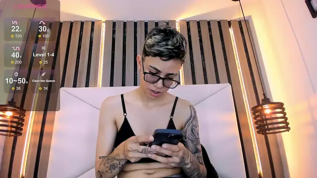 Cutie Shy  online show from 18, 2, 2026