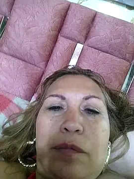 Kazsandraa online show from 8, 11, 2025