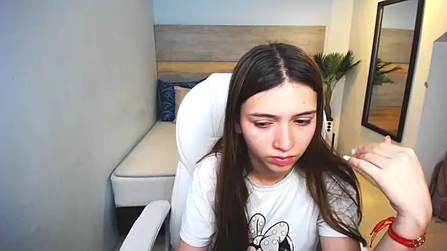 Snapshot of liseth_fox chatting on 11, 12, 2024 liseth fox online show from 11, 12, 2024