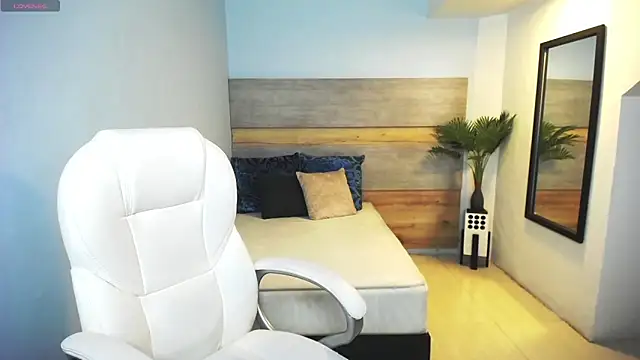 Snapshot of liseth_fox chatting on 7, 2, 2025 liseth fox online show from 7, 2, 2025