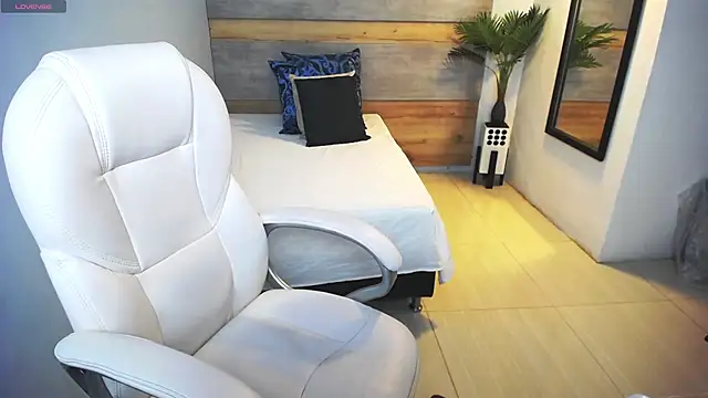 Snapshot of liseth_fox chatting on 6, 3, 2025 liseth fox online show from 6, 3, 2025