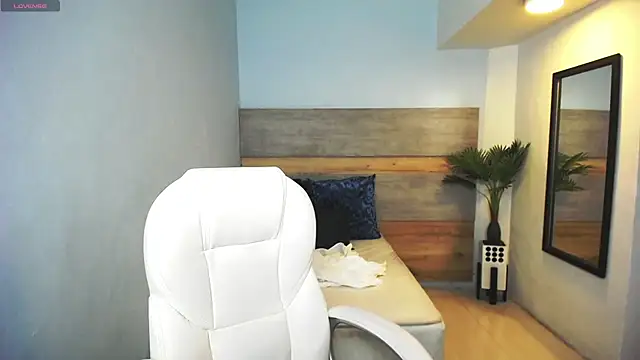 Snapshot of liseth_fox chatting on 12, 3, 2025 liseth fox online show from 12, 3, 2025