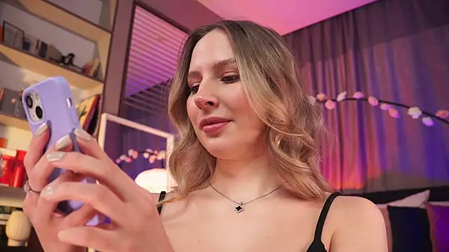 AnnLevine online show from 8, 3, 2025