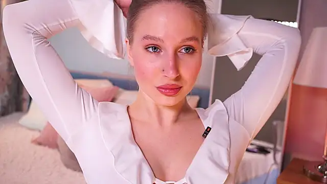 AnnLevine online show from 30, 9, 2025