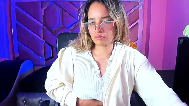 Olivia Fox69 online show from 21, 3, 2025