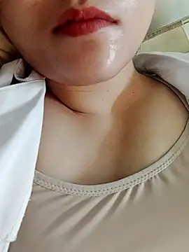 Sexyass13 online show from 17, 9, 2025