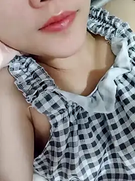 Sexyass13 online show from 8, 10, 2025