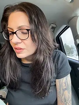 Snapshot of BeautifulMesss chatting on 3, 2, 2026 BeautifulMesss online show from 3, 2, 2026