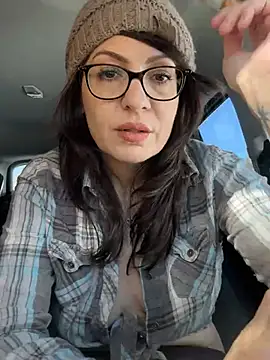 Snapshot of BeautifulMesss chatting on 5, 2, 2026 BeautifulMesss online show from 5, 2, 2026