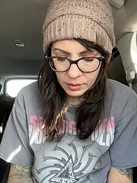 Snapshot of BeautifulMesss chatting on 8, 2, 2026 BeautifulMesss online show from 8, 2, 2026