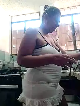 Snapshot of sorbetico_perverse chatting on 28, 12, 2024 sorbetico perverse online show from 28, 12, 2024