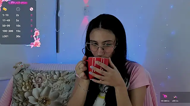 NayeCloud online show from 22, 2, 2026