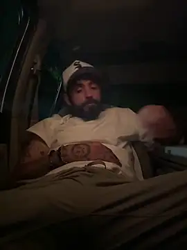 BROKEBOY707 online show from 5, 4, 2026