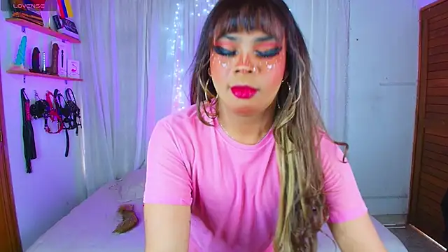 CuteRomi online show from 5, 2, 2025