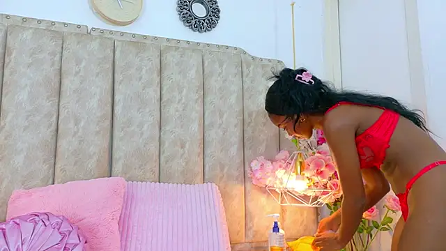 ShanelWest online show from 11, 11, 2025