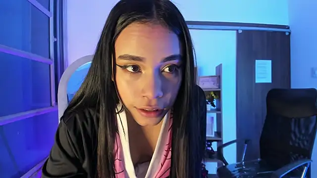 Jasmin Skinny online show from 31, 10, 2025