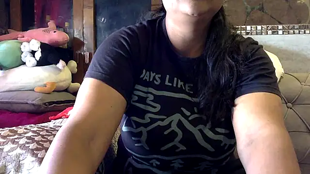 HaaniKaur online show from 20, 3, 2026